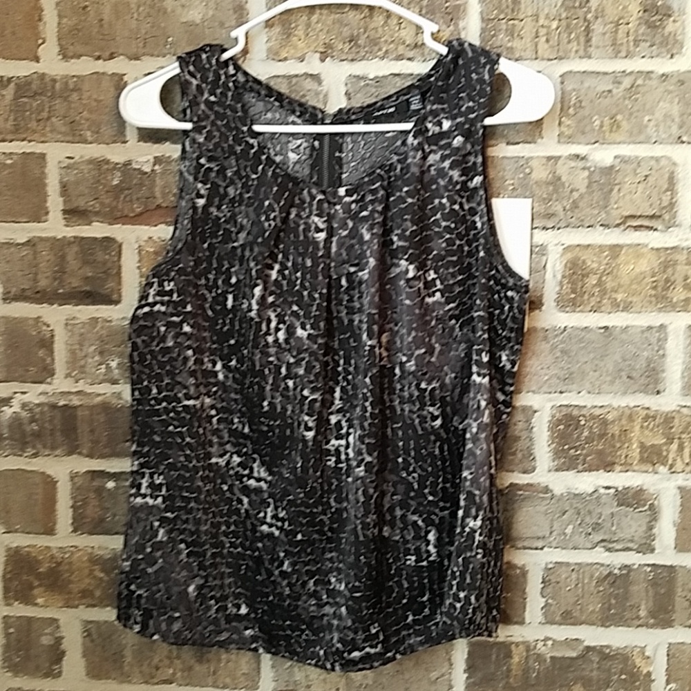 💥🎪❤Apt. 9 Petite M Sleeveless Top